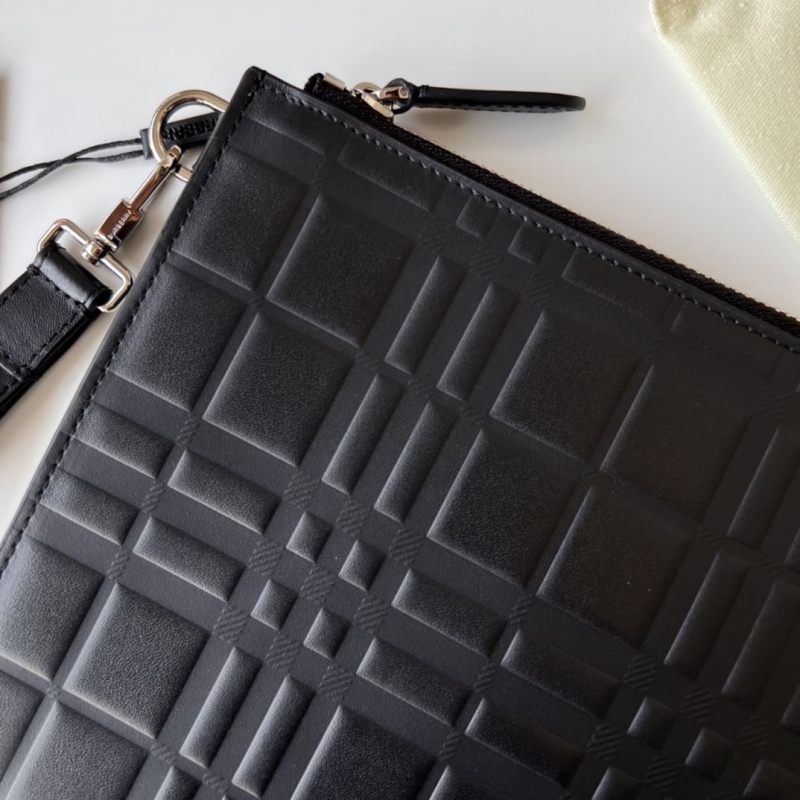 Bv*b*rry wallets